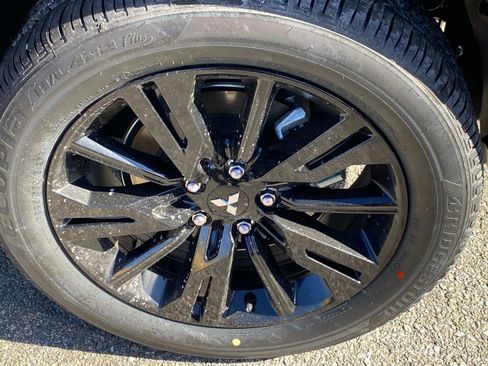 New 2025 Mitsubishi Eclipse Cross LE image 6