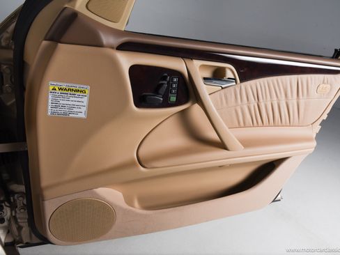 Used 2001 Mercedes-Benz E 320 Sedan image 34