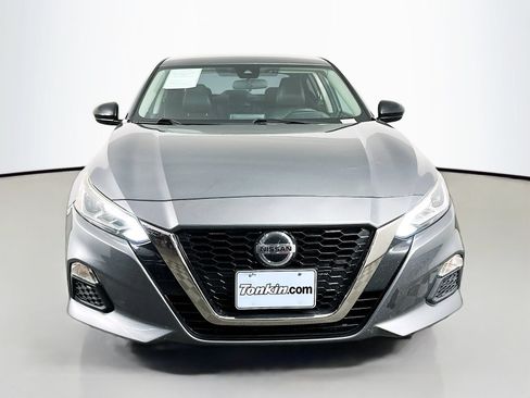Used 2020 Nissan Altima 2.5 SR FWD image 2