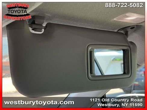 Used 2024 Toyota Corolla Cross XLE w/ Convenience Package image 33