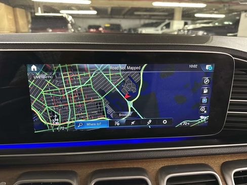 Used 2022 Mercedes-Benz GLE 350 4MATIC w/ Premium Package image 24