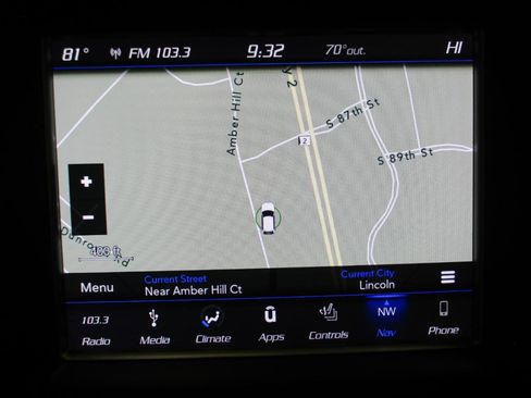 Used 2018 Jeep Grand Cherokee Altitude image 10