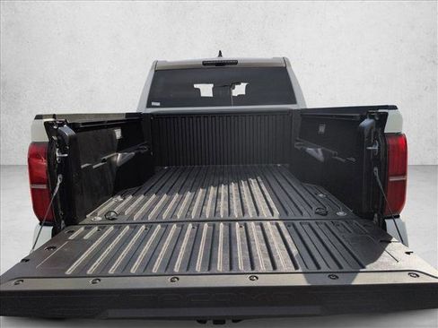 Used 2025 Toyota Tacoma TRD Off-Road image 6