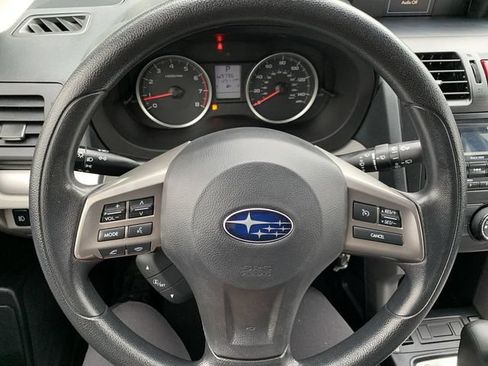 Used 2015 Subaru Forester 2.5i Premium w/ All-Weather Package AWD/4WD image 19