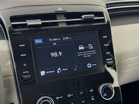 Certified 2023 Hyundai Tucson SE image 21