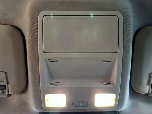 Used 2021 Ford Escape SE w/ Cold Weather Package image 20