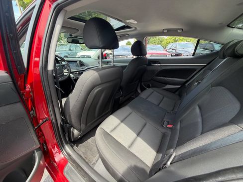 Used 2017 Hyundai Elantra Value Edition FWD image 30