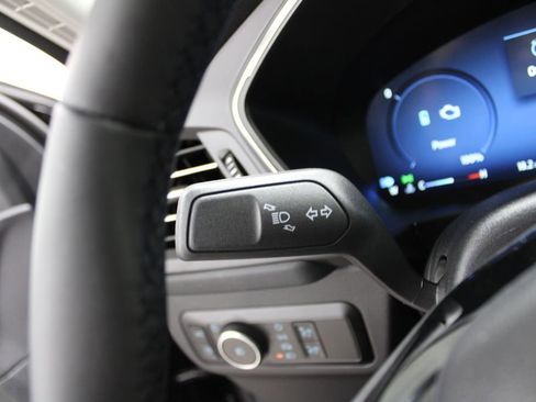 New 2025 Ford Escape SE w/ PHEV Premium Package image 40