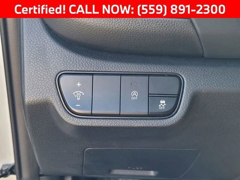 Certified 2025 Kia Seltos EX FWD image 25