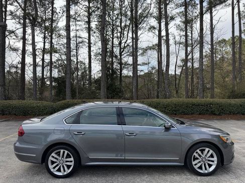 Used 2017 Volkswagen Passat 1.8T SE image 12