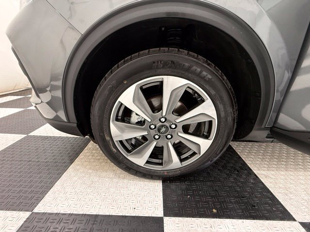 Used 2025 Ford Escape Platinum AWD/4WD image 10