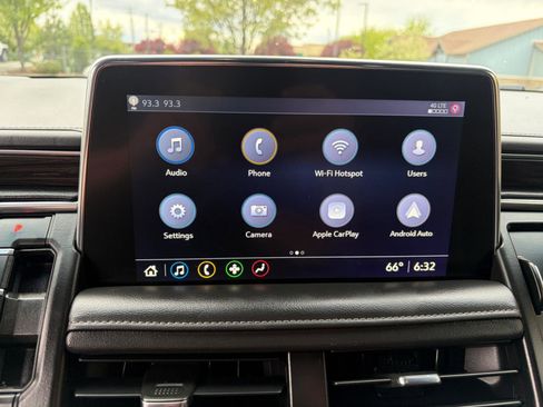 Used 2021 Chevrolet Tahoe LT w/ LT Signature Package image 22