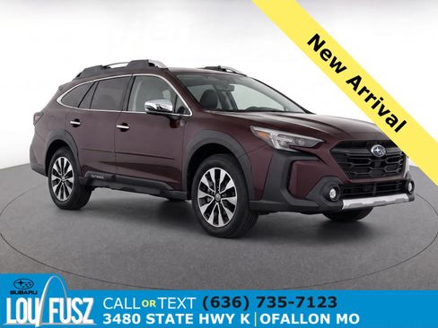 Used 2025 Subaru Outback Touring XT AWD/4WD image 1