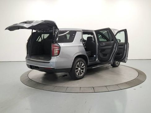 Used 2023 Chevrolet Tahoe LT w/ Luxury Package RWD image 16