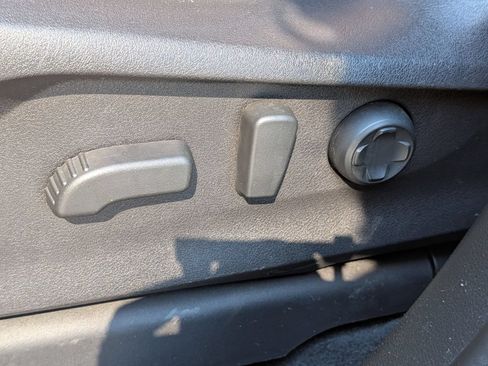 Used 2023 Subaru Ascent Touring AWD/4WD image 16