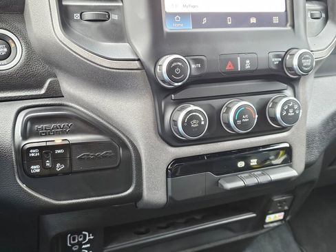 Used 2022 RAM 2500 Tradesman image 22