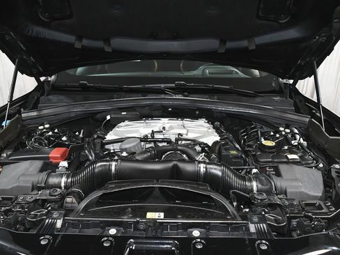 Used 2021 Jaguar F-PACE SVR image 75