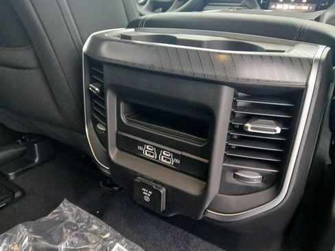 New 2026 RAM 1500 Big Horn AWD/4WD image 29