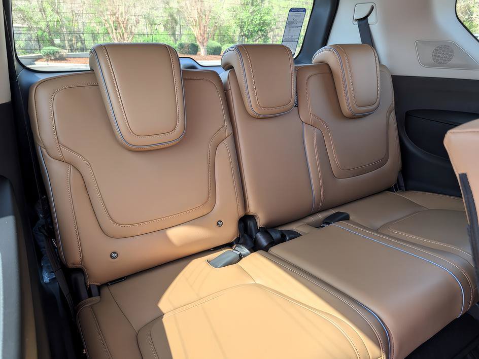 Used 2026 INFINITI QX80 Luxe w/ Cargo Package AWD/4WD image 22