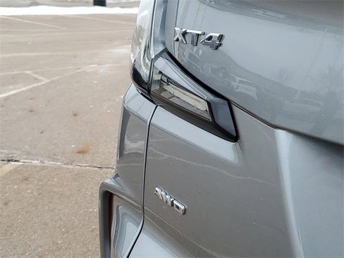 Used 2024 Cadillac XT4 Sport image 31