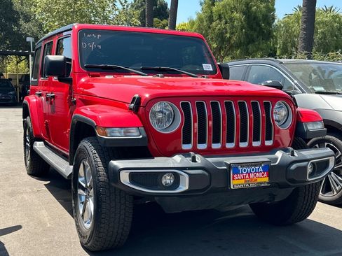 Used 2020 Jeep Wrangler Unlimited Sahara AWD/4WD image 2