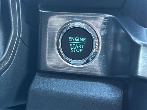 New 2026 Ford F250 Lariat w/ FX4 Off-Road Package image 22