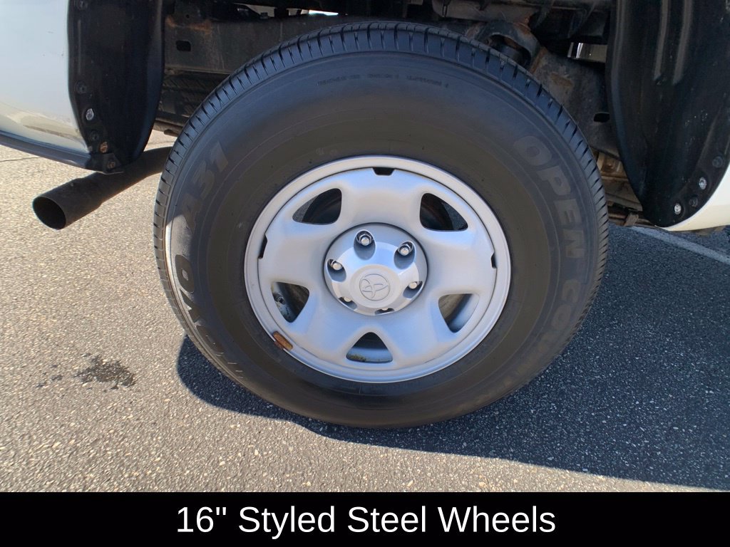 Used 2023 Toyota Tacoma SR AWD/4WD image 26
