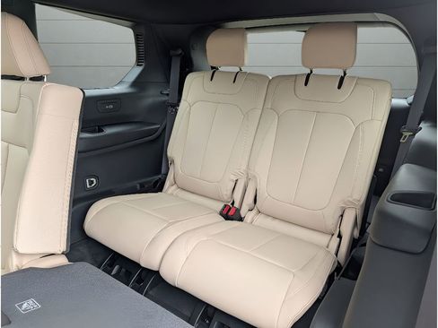 New 2026 Jeep Grand Cherokee L Limited RWD image 27