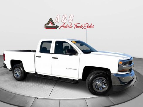 Used 2016 Chevrolet Silverado 1500 W/T w/ Trailering Package image 1