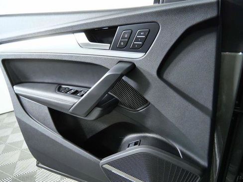 Used 2025 Audi Q5 2.0T Premium Plus w/ Premium Plus Package image 25
