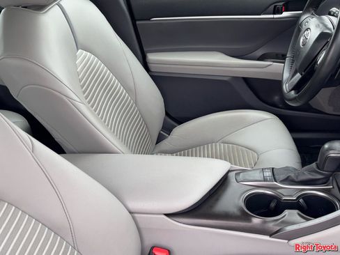 Certified 2023 Toyota Camry SE w/ Blackout Package (TMS) image 13