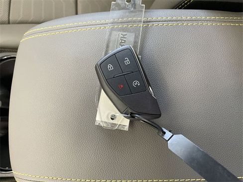 New 2026 Chevrolet Colorado ZR2 w/ Technology Package image 33