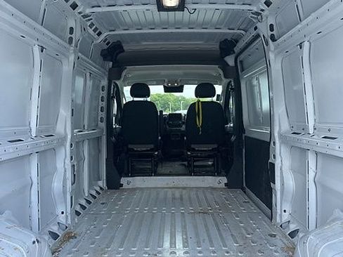 Used 2026 RAM ProMaster 2500 w/ Convenience Group FWD image 24