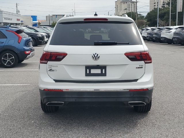 Used 2018 Volkswagen Tiguan SEL Premium AWD/4WD image 8