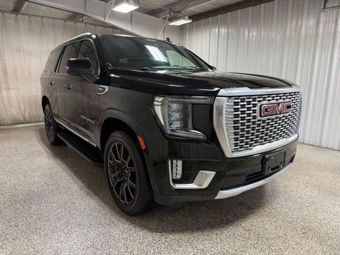 Used 2023 GMC Yukon Denali image 2