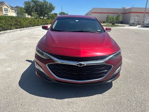 Used 2024 Chevrolet Malibu RS FWD image 3
