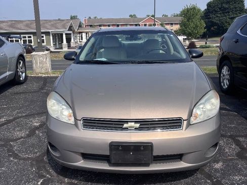 Used 2007 Chevrolet Monte Carlo LS FWD image 3