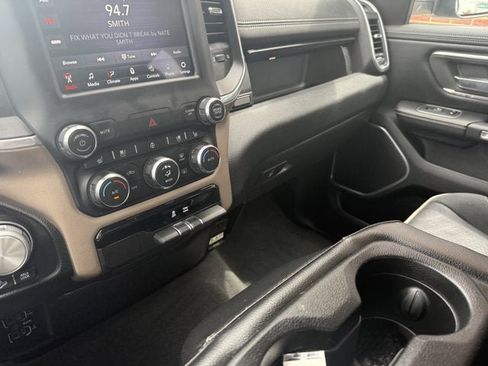 Used 2020 RAM 1500 Laramie w/ Off Road Group AWD/4WD image 29