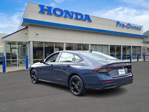 Used 2025 Honda Accord SE image 6