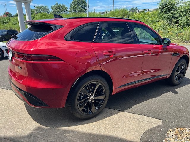 Used 2026 Jaguar F-PACE R-Dynamic S AWD/4WD image 6