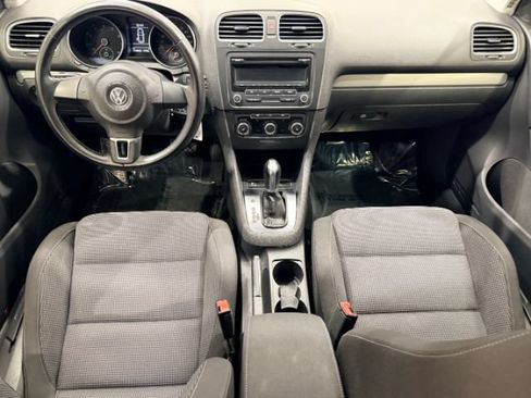 Used 2013 Volkswagen Golf 4-Door FWD image 31