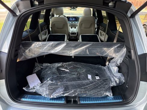 New 2025 Mercedes-Benz GLS 450 4MATIC image 35