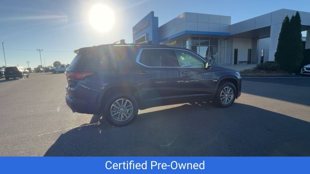 Certified 2023 Chevrolet Traverse LT FWD image 3
