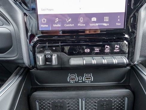 New 2025 RAM 2500 Big Horn image 25