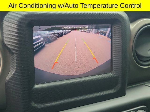 Used 2018 Jeep Wrangler Unlimited Sport S AWD/4WD image 16