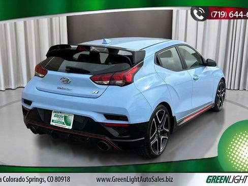 Used 2022 Hyundai Veloster N image 5