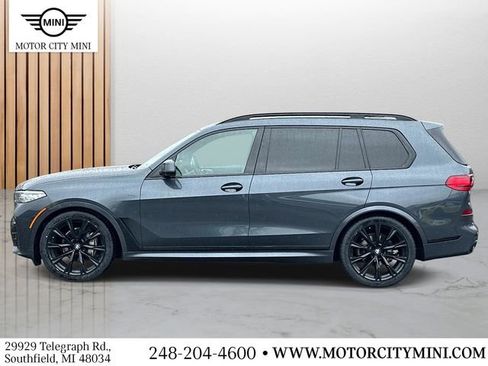 Used 2022 BMW X7 xDrive40i w/ M Sport Package AWD/4WD image 7