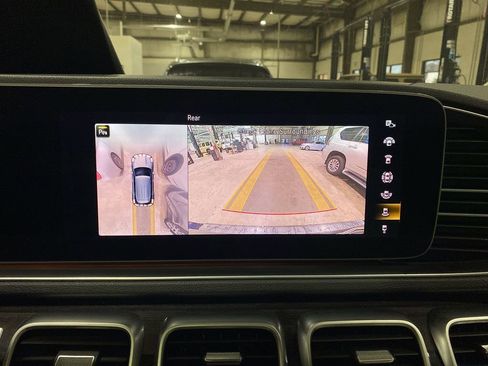 Certified 2022 Mercedes-Benz GLE 350 4MATIC w/ AMG Line Exterior image 5