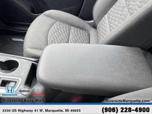 Used 2019 Chevrolet Equinox LT image 20