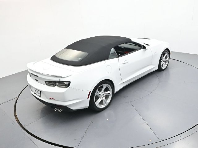 Used 2023 Chevrolet Camaro LT RWD image 41